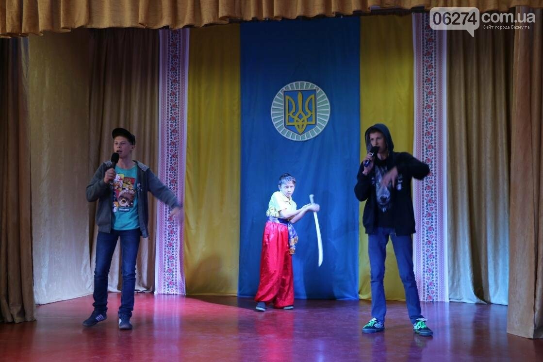 Для защитников Украины школьники города устроили фестиваль..., фото-7 Для защитников Украины школьники города устроили фестиваль украинского творчества, фото-7