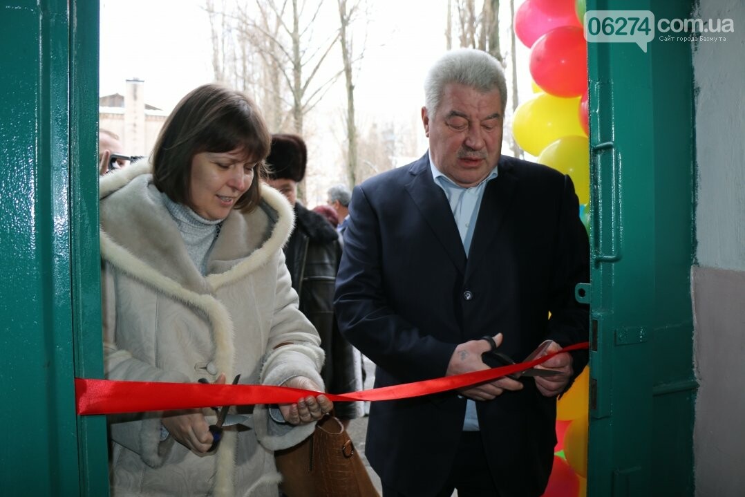 В Бахмуте открылся первый в области центр по подготовке шве..., фото-9 В Бахмуте открылся первый в области центр по подготовке швей, портных и закройщиков, фото-9