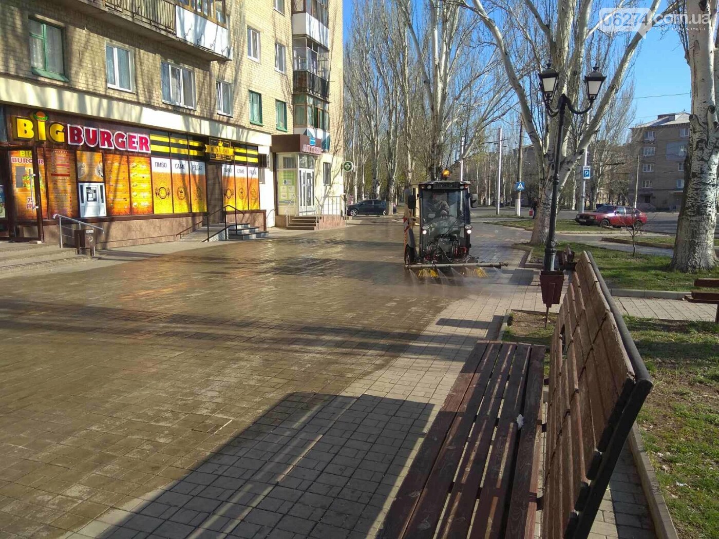 В Бахмуте дезинфицируют дороги и тротуары (ФОТО), фото-5 В Бахмуте дезинфицируют дороги и тротуары (ФОТО), фото-5