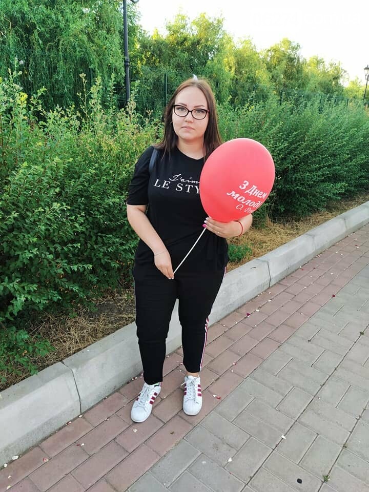 В Бахмуте отпраздновали День Конституции и День молодежи, фото-7 В Бахмуте отпраздновали День Конституции и День молодежи, фото-7