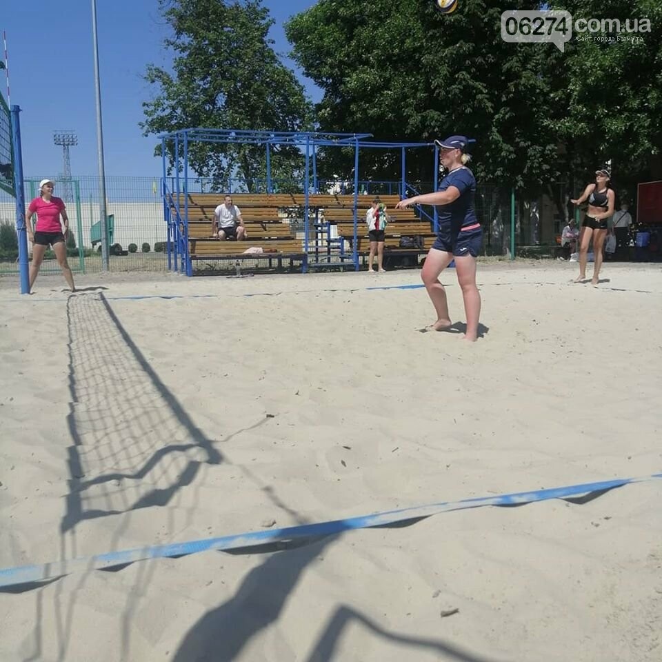 Волейболисты Бахмута стали лучшими в пляжном волейболе по о..., фото-2 Волейболисты Бахмута стали лучшими в пляжном волейболе по области, фото-2