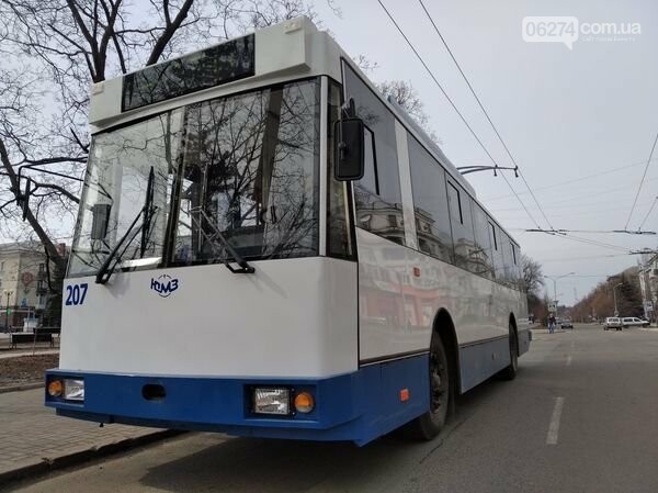 В Бахмуте отреставрировали троллейбус 1994 года, фото-2 В Бахмуте отреставрировали троллейбус 1994 года, фото-2