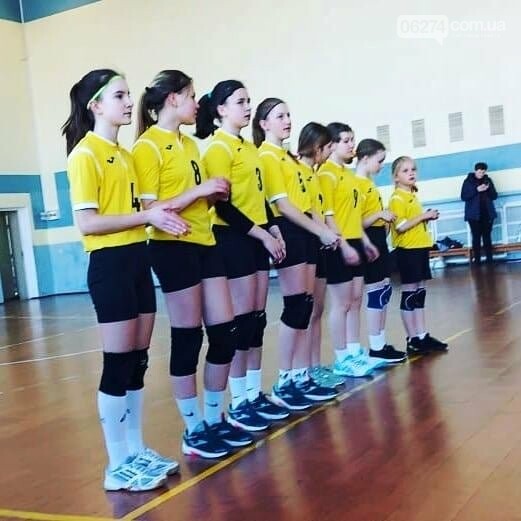 Волейболистки Бахмута - чемпионки области, фото-2 Волейболистки Бахмута - чемпионки области, фото-2