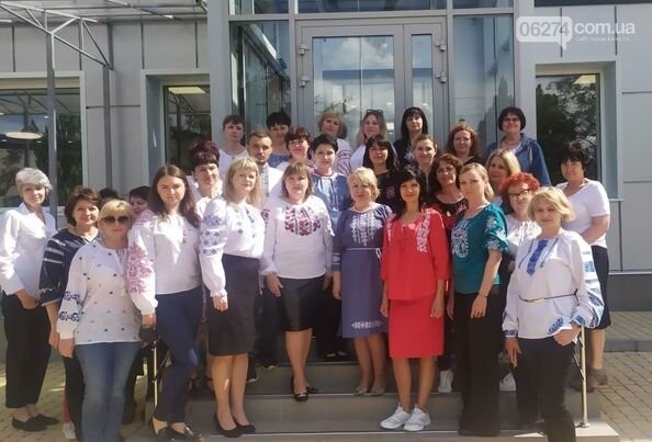 Город в вышиванках: жители Бахмута в соцсетях, фото-2