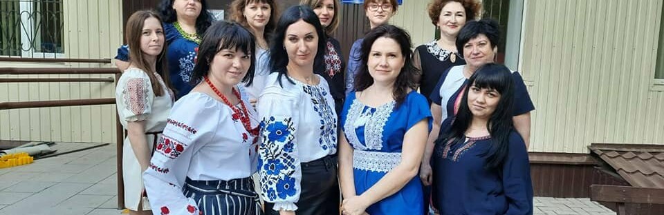 Город в вышиванках: жители Бахмута в соцсетях