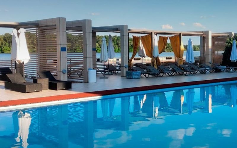 бассейны для отдыха в Днепре