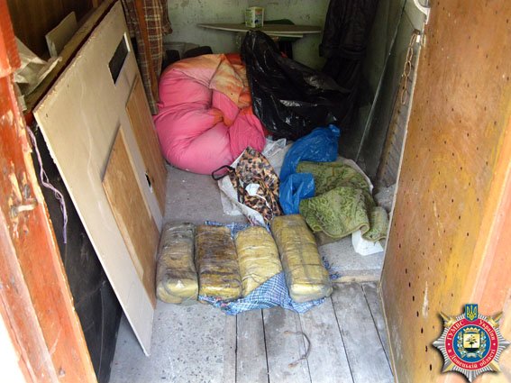 У жительницы Часов Яра изъяли 25 килограмм взрывчатки (фото) - фото 2