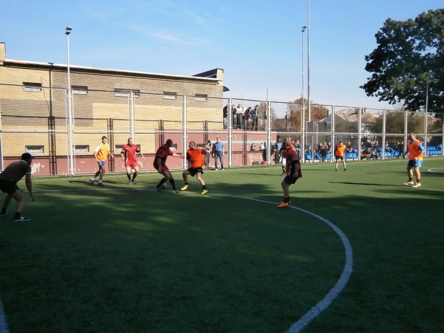 На стадионе «Металлург» открылся турнир по мини-футболу между силовыми структурами города (фото) - фото 1